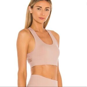 L’urv | Euphoria Seamless Crop Bra in Blush Medium